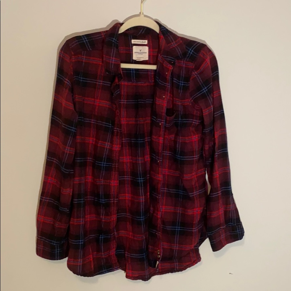 Red American Eagle boyfriend flannel